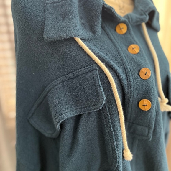 Free People Beach Women's Navy Blue oversized Henley sweatshirt pullover - Picture 3 of 12